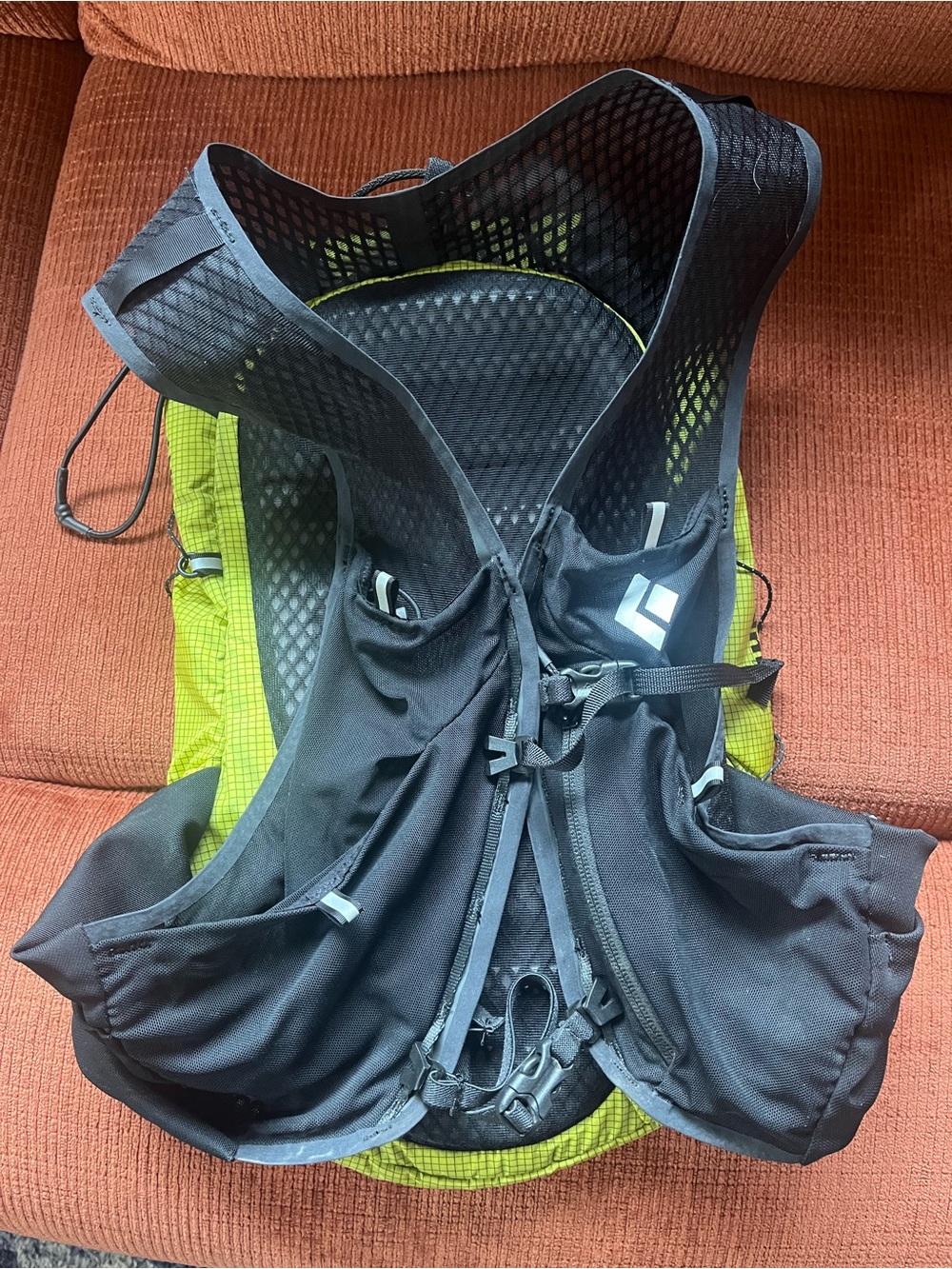 Black Diamond Neon Yellow Men's Daypack with Reflective Logo - Picture 2 of 3